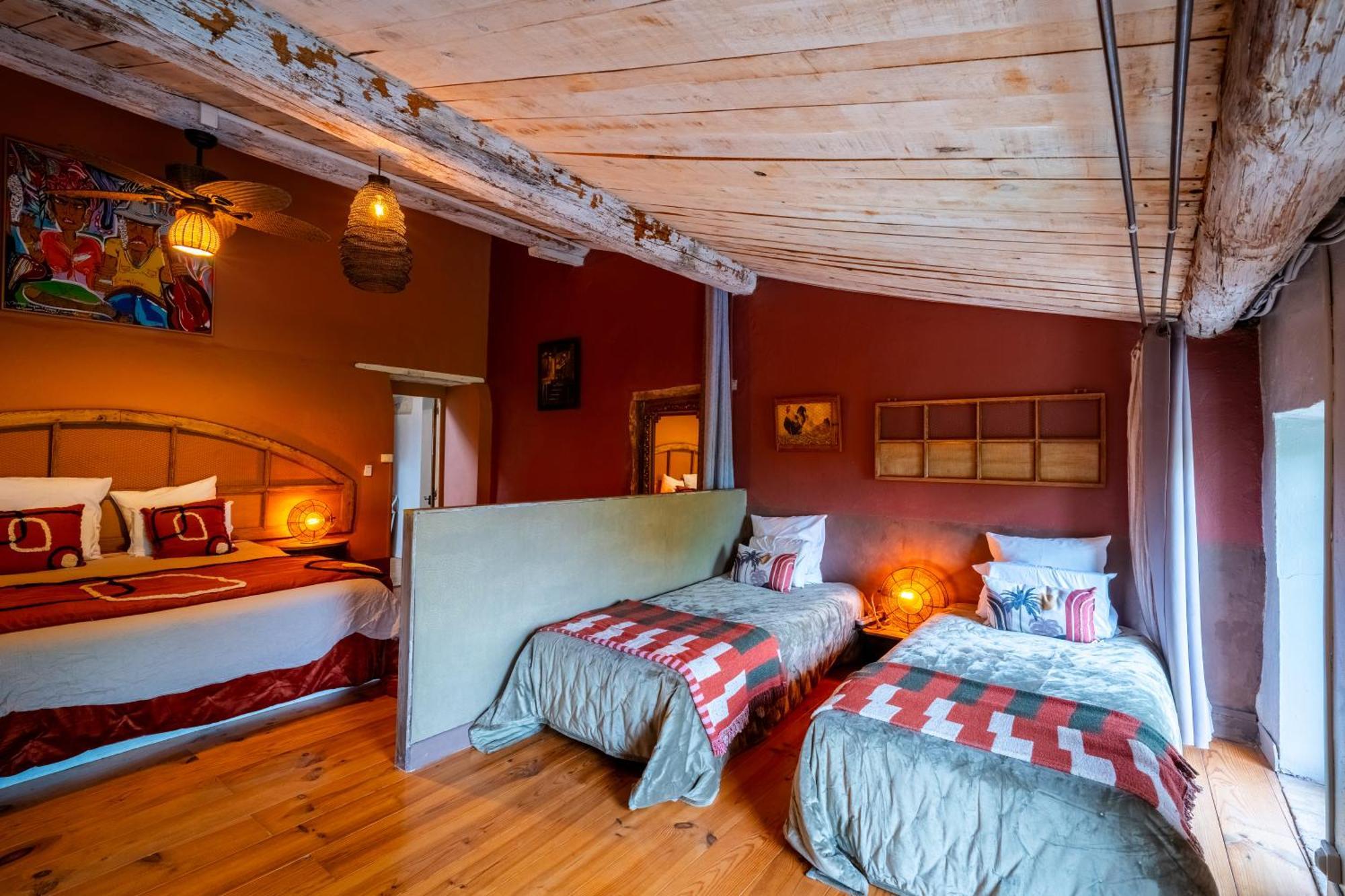 Prieure Saint-Louis Maison D'Hotes フルール エクステリア 写真