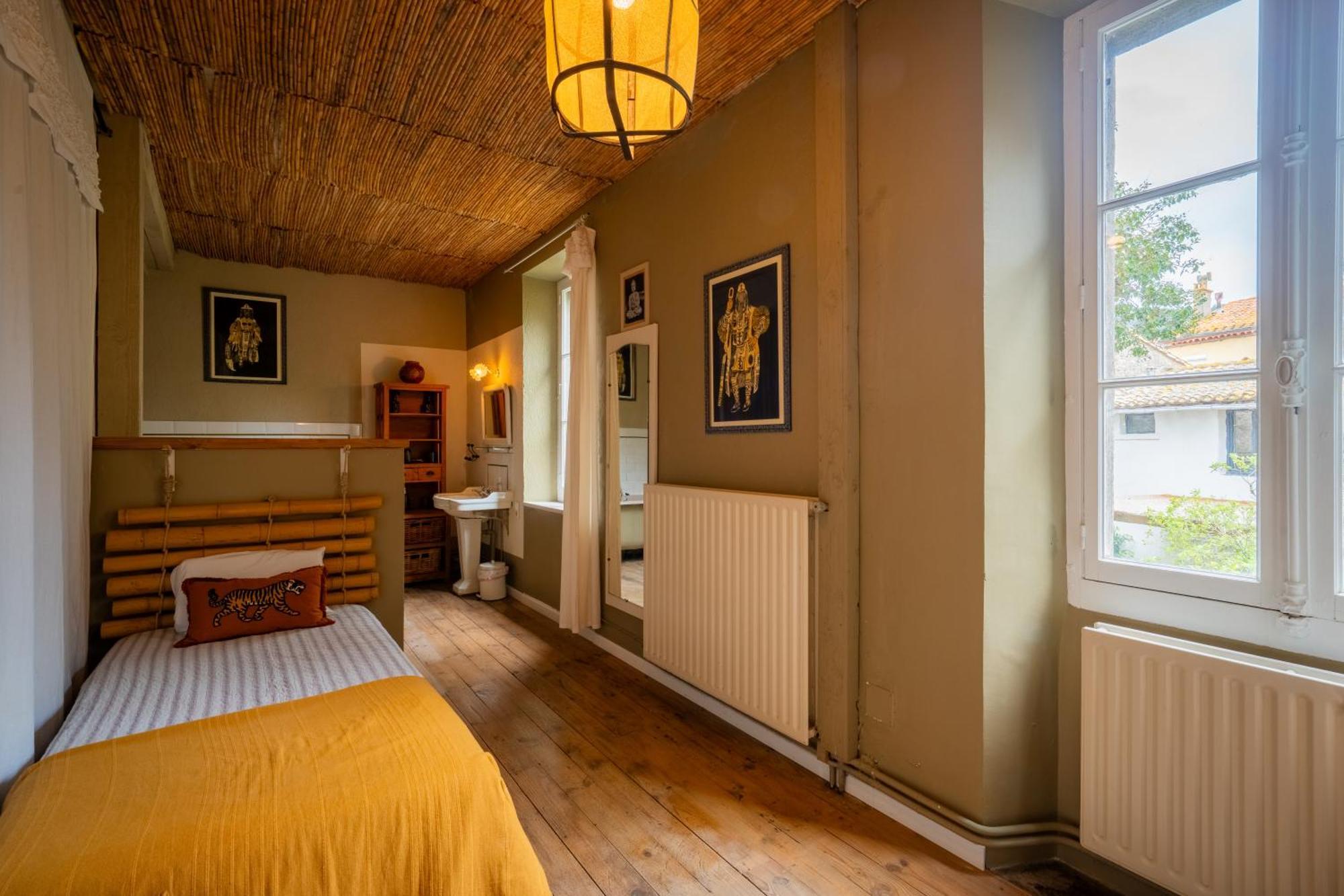 Prieure Saint-Louis Maison D'Hotes フルール エクステリア 写真