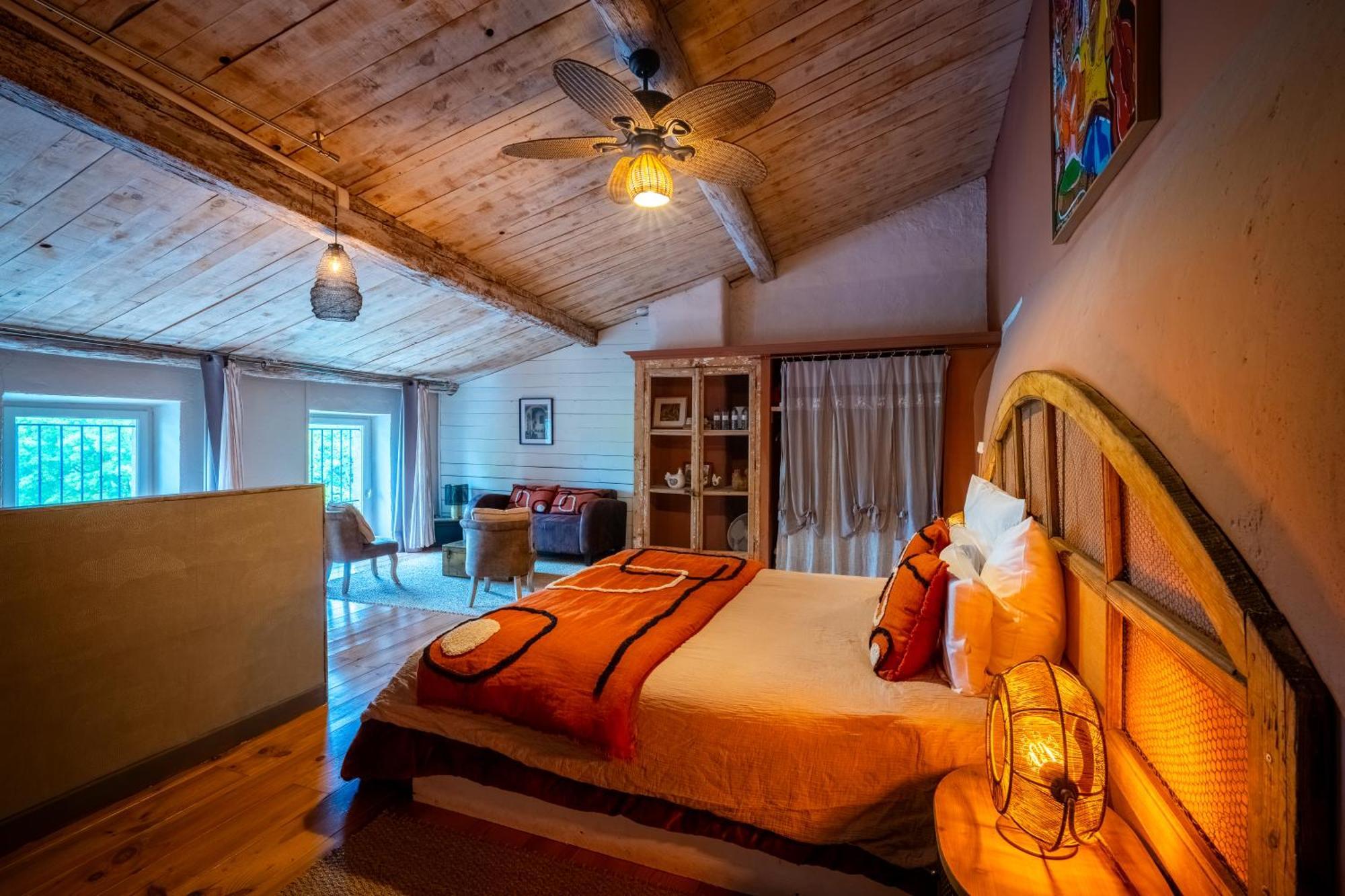 Prieure Saint-Louis Maison D'Hotes フルール エクステリア 写真